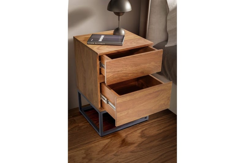 Yöpöytä Wohnling Moderni ilme, kaksi laatikkoa, kiinteää sheesham-puuta, teollinen ulkonäkö. - Huonekalut - Pöytä & ruokailuryhmä - Apupöytä & sivupöytä - Yöpöytä