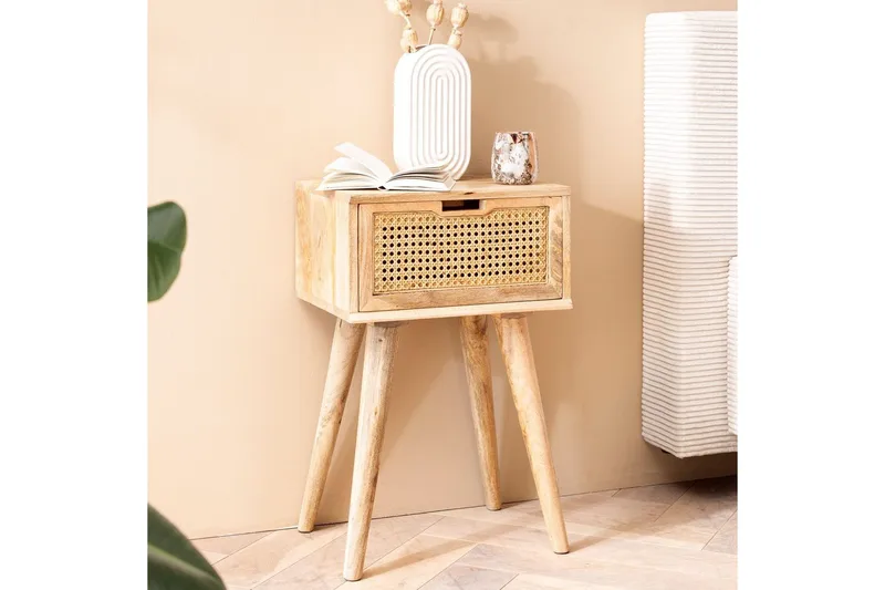 Yöpöytä Wohnling Täyttä mangopuuta, 1 laatikko ja moderni ulkoasu Wienin punoksella Vaaleanruskea - Vaaleanruskea - Huonekalut - Pöytä & ruokailuryhmä - Apupöytä & sivupöytä - Yöpöytä