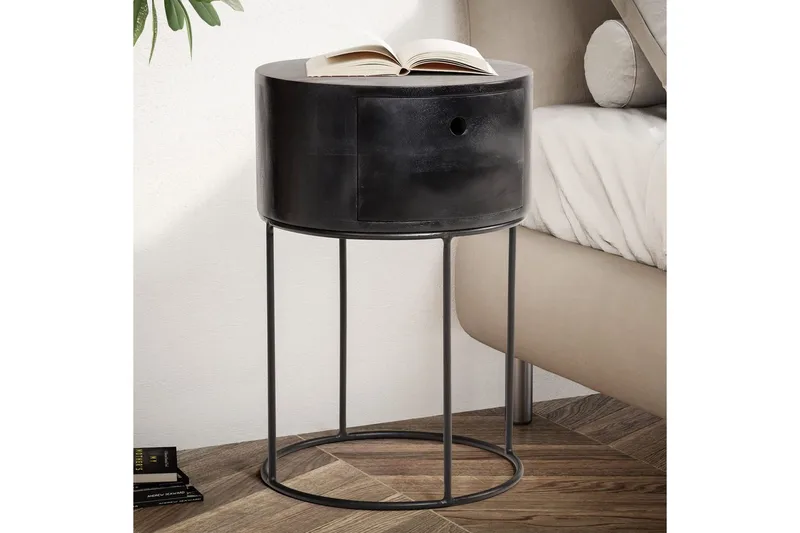 Yöpöytä Wohnling pyöreä, massiivipuuta laatikolla moderniin tyyliin Musta - Musta - Huonekalut - Pöytä & ruokailuryhmä - Apupöytä & sivupöytä - Yöpöytä