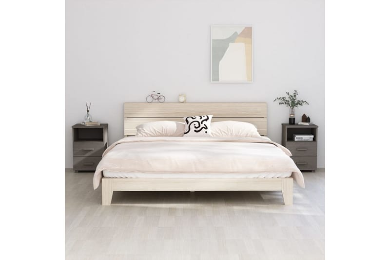 Yöpöydät 2 kpl vaaleanharmaa 40x35x62 täysi mänty - Harmaa - Huonekalut - Pöytä & ruokailuryhmä - Apupöytä & sivupöytä - Yöpöytä