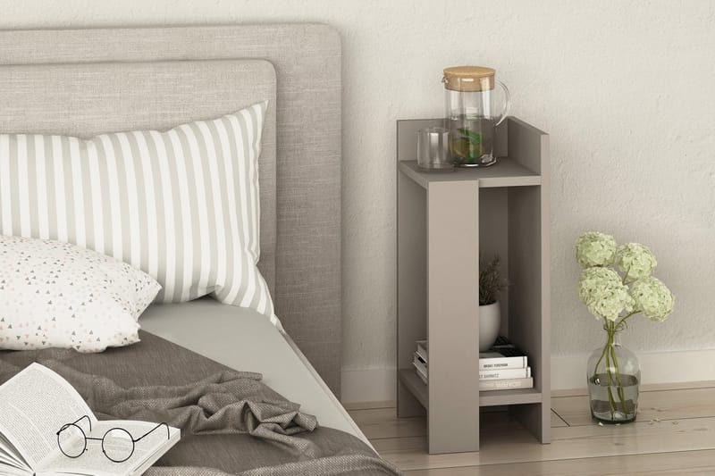 Yöpöytä Lutchan 27 cm Säilytyksellä Hyllyt+ovet Oikea - Ruskea - Huonekalut - Pöytä & ruokailuryhmä - Apupöytä & sivupöytä - Yöpöytä