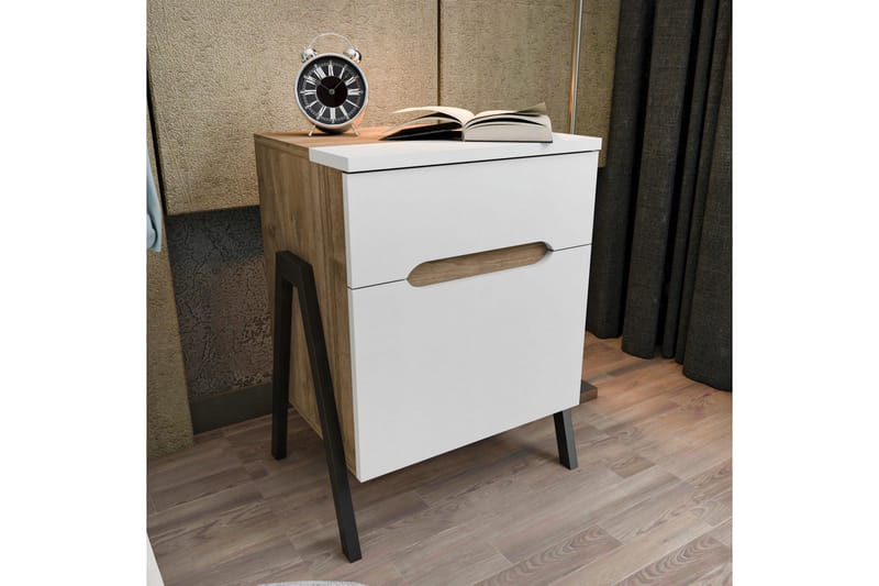 Yöpöytä Urgby 45x63,5 cm - Ruskea - Huonekalut - Pöytä & ruokailuryhmä - Apupöytä & sivupöytä - Yöpöytä