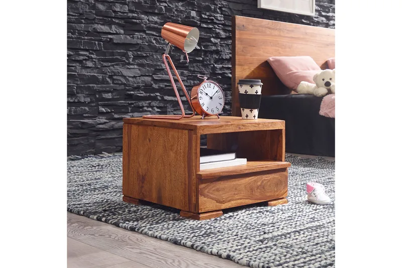 Yöpöytä Puyear 40 cm - Puu/Luonnonväri - Huonekalut - Pöytä & ruokailuryhmä - Apupöytä & sivupöytä - Yöpöytä