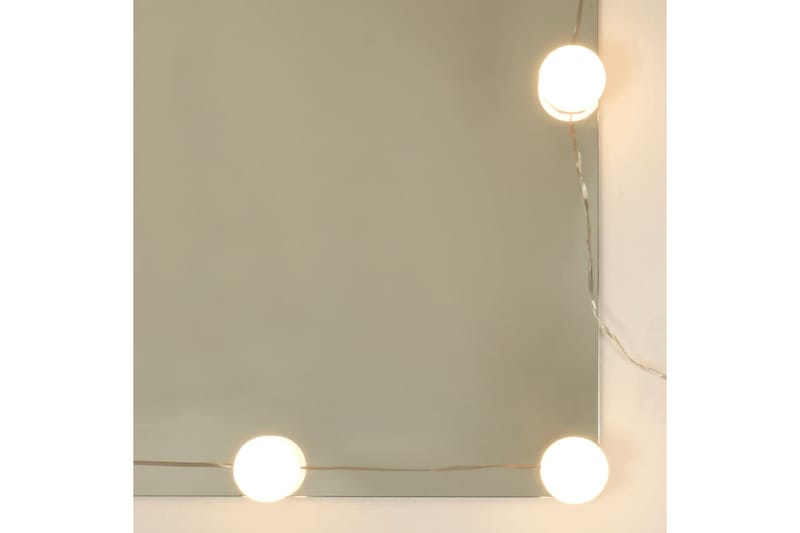beBasic Peilikaappi LED-valoilla korkeakiilto valkoinen 60x31,5x62 cm - Valkoinen - Huonekalut - Pöytä & ruokailuryhmä - Meikki- & kampauspöydät
