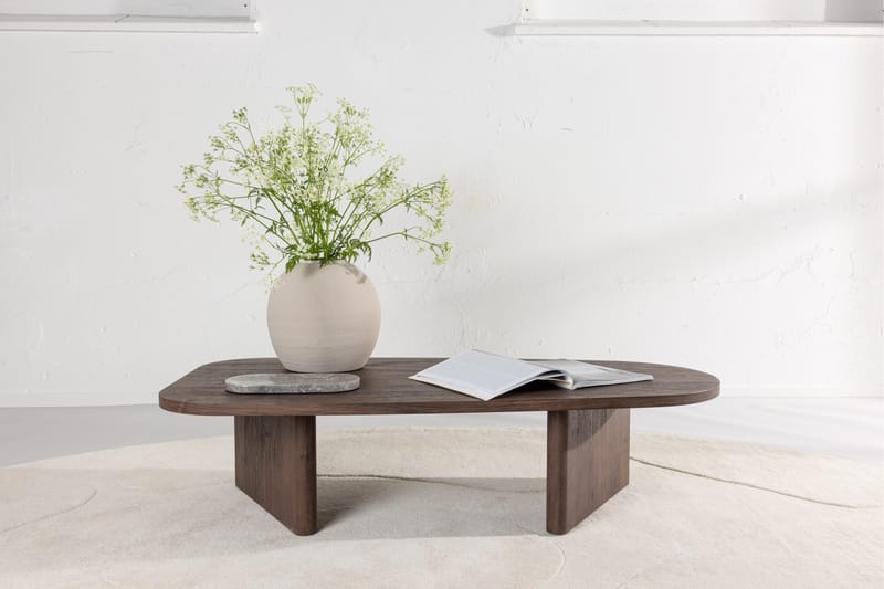 Grönvik, soikea sohvapöytä 130 × 65 cm - Tummanruskea/pähkinäpuu/puu - Huonekalut - Pöytä & ruokailuryhmä - Sohvapöytä
