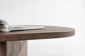 Grönvik Soikea Sohvapöytä 130x65 cm Puuta ja Pähkinäpuun Näköinen - Ruskea - Huonekalut - Pöytä & ruokailuryhmä - Sohvapöytä