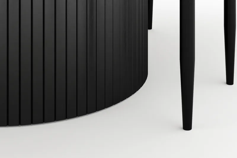 Kopparbo Pyöreä Ruokapöytä 130 cm Jatkettava ja 4 Sawako Tuolia - Musta - Huonekalut - Pöytä & ruokailuryhmä - Ruokailuryhmä