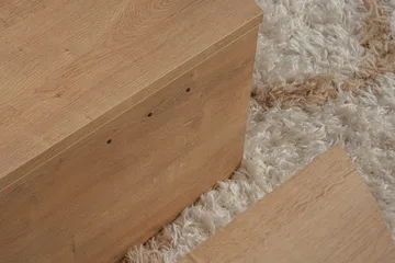 Nordum Sohvapöytä 90x90 cm - Tammi - Huonekalut - Pöytä & ruokailuryhmä - Apupöytä & sivupöytä - Sarjapöytä