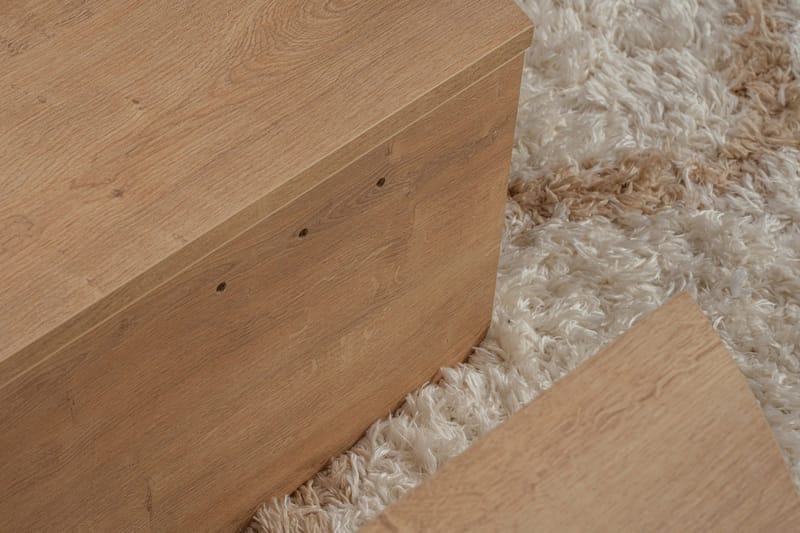 Nordum Sohvapöytä 90x90 cm - Tammi - Huonekalut - Pöytä & ruokailuryhmä - Apupöytä & sivupöytä - Sarjapöytä