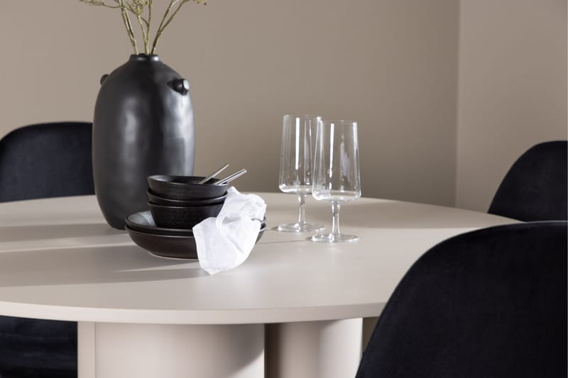 Olivia Ruokailuryhmä 110 cm Pyöreä jossa 4 Polar tuolia - Beige/Musta - Huonekalut - Pöytä & ruokailuryhmä - Ruokailuryhmä