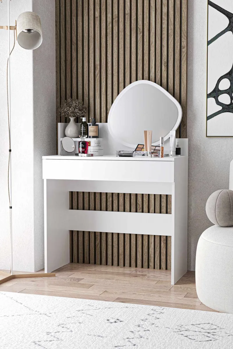 Olyros vaatekaappi 65x190 cm - Huonekalut - Pöytä & ruokailuryhmä - Meikki- & kampauspöydät