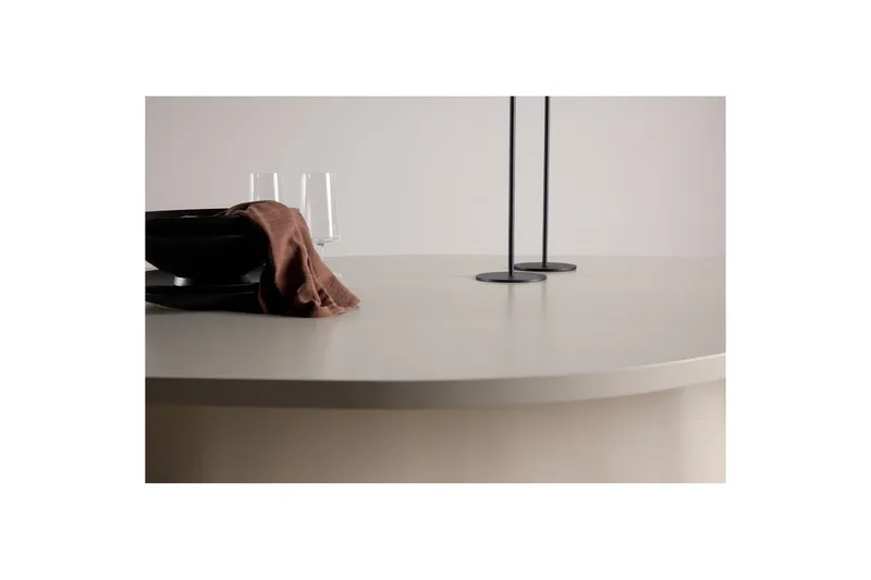 Ovaali ruokapöytä Diamond - Huonekalut - Pöytä & ruokailuryhmä - Ruokapöydät & keittiön pöydät