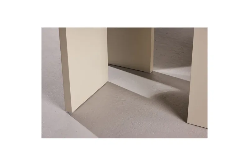 Ovaali ruokapöytä Flower - Huonekalut - Pöytä & ruokailuryhmä - Ruokapöydät & keittiön pöydät