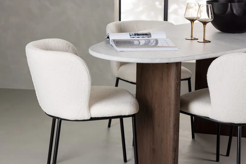 Oval Dining Set Venture Home - Huonekalut - Pöytä & ruokailuryhmä - Ruokailuryhmä