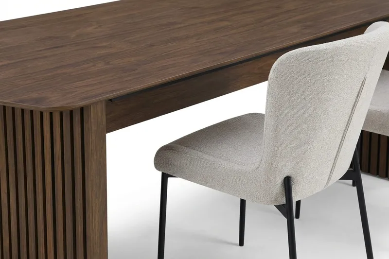 Richeto Ruokailuryhmä Savutammi 240 cm ja 6 Elsie Ruokatuolia - Savutammi/Valkoinen - Huonekalut - Pöytä & ruokailuryhmä - Ruokailuryhmä