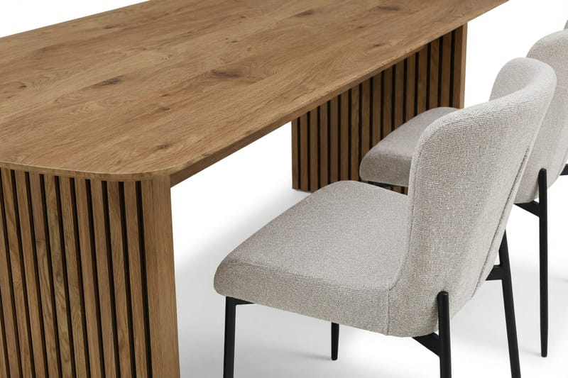 Richeto Ruokailuryhmä Tammi 180 cm ja 6 Elsie Ruokatuolia - Tammi/Valkoinen - Huonekalut - Pöytä & ruokailuryhmä - Ruokailuryhmä