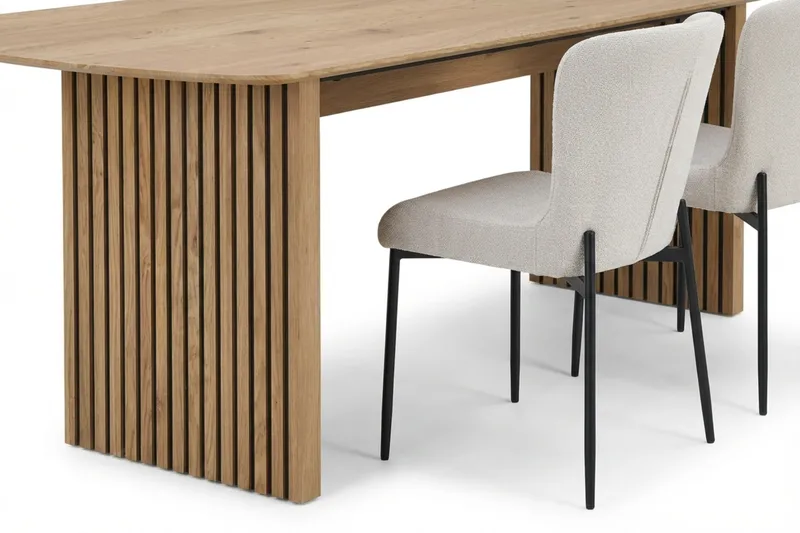 Richeto Ruokailuryhmä Tammi 210 cm ja 6 Elsie Ruokatuolia - Tammi/Valkoinen - Huonekalut - Pöytä & ruokailuryhmä - Ruokailuryhmä