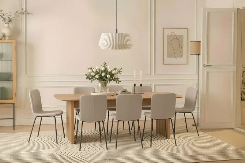 Richeto Ruokapöytä 240 cm 8 Katy Ruokatuolilla - Luonnollinen viimeistely / Greige Boucl é / Metallijalat Musta - Huonekalut - Pöytä & ruokailuryhmä - Ruokailuryhmä