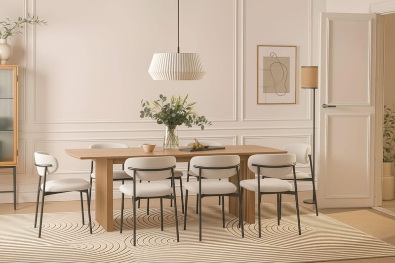 Richeto Ruokapöytä 240 cm 8 Lucy Ruokatuolilla - Luonnollinen viimeistely / Valkoinen Bouclé / Metallijalat Musta - Huonekalut - Pöytä & ruokailuryhmä - Ruokailuryhmä