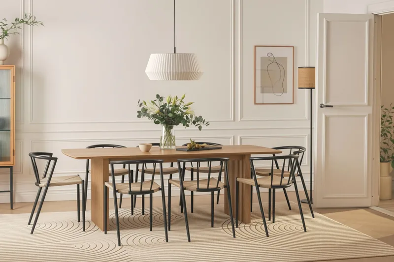 Richeto Ruokapöytä 240 cm 8 Winston Ruokatuolilla - Luonnollinen viimeistely / Beige / Metallijalat Musta - Huonekalut - Pöytä & ruokailuryhmä - Ruokailuryhmä