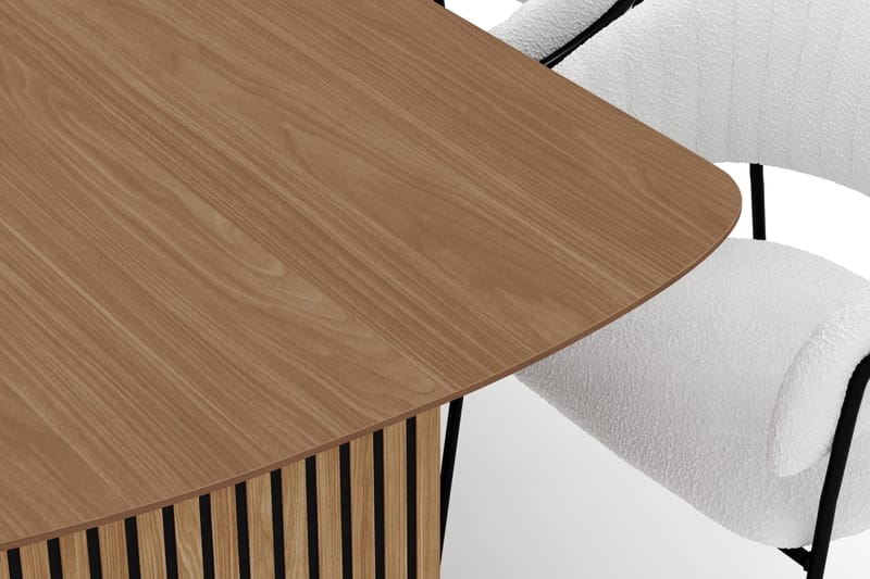 Richeto Ruokapöytä 240 cm ja 8 Karol Ruokatuolia - Luonnollinen viimeistely / Valkoinen Bouclé - Huonekalut - Pöytä & ruokailuryhmä - Ruokailuryhmä