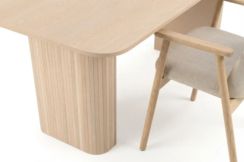 Ruokailuryhmä Bark Kopparbo-ruokapöytä 180–240 cm, jatkettava, 6 Reciclar-ruokatuolia Vaalea tammi|beige - Huonekalut - Pöytä & ruokailuryhmä - Ruokailuryhmä