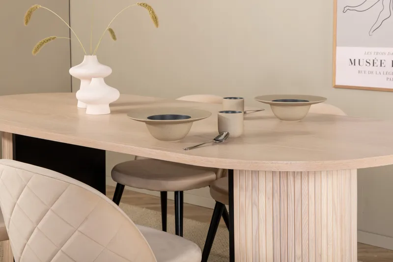 Ruokailuryhmä Bianca 200 cm Soikea 4 Velvet Tuolia - Beige - Huonekalut - Pöytä & ruokailuryhmä - Ruokailuryhmä