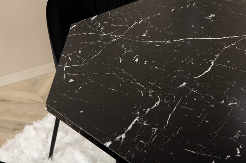 Ruokailuryhmä Marbs 110 cm Pyöreä 4 Wrinkles Tuolia - Musta - Huonekalut - Pöytä & ruokailuryhmä - Ruokailuryhmä