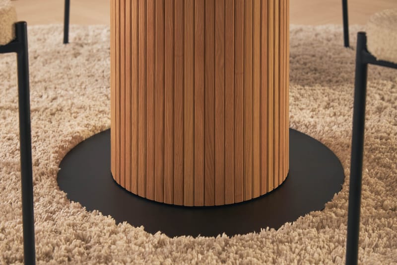 Noira Ruokapöytä 120 cm Pähkinä Pyöreä 4 Gemmiano Ruokatuolia - Ruskea - Huonekalut - Pöytä & ruokailuryhmä - Ruokailuryhmä