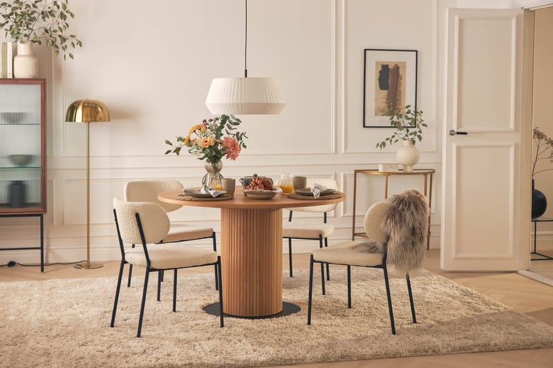 Noira Ruokapöytä 120 cm Pähkinä Pyöreä 4 Gemmiano Ruokatuolia - Ruskea - Huonekalut - Pöytä & ruokailuryhmä - Ruokailuryhmä