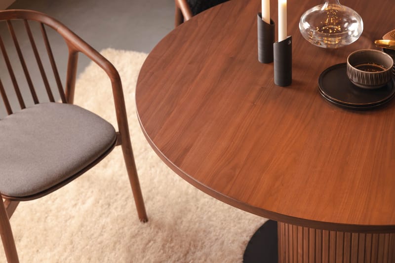 Noira Ruokaryhmä 120 cm Pyöreä Ruokapöytä 4 Noira Tuolia - Pähkinä - Huonekalut - Pöytä & ruokailuryhmä - Ruokailuryhmä