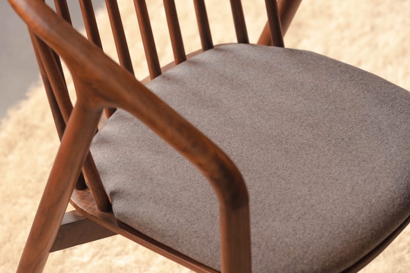 Noira Ruokaryhmä 120 cm Pyöreä Ruokapöytä 4 Noira Tuolia - Pähkinä - Huonekalut - Pöytä & ruokailuryhmä - Ruokailuryhmä