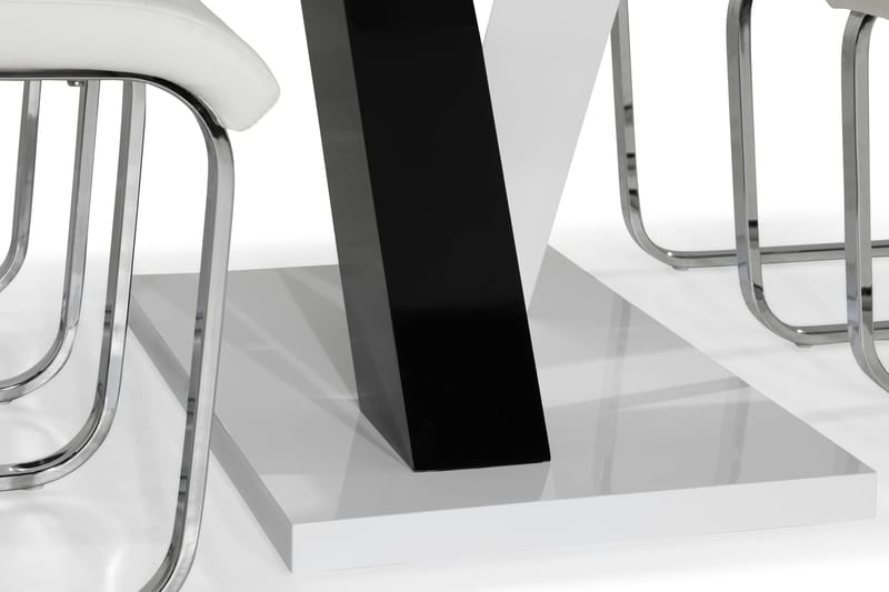 Ruokailuryhmä Mendoza 140 cm 4 Jack tuolia - Valkoinen/Musta/Musta PU/Kromi - Huonekalut - Pöytä & ruokailuryhmä - Ruokailuryhmä