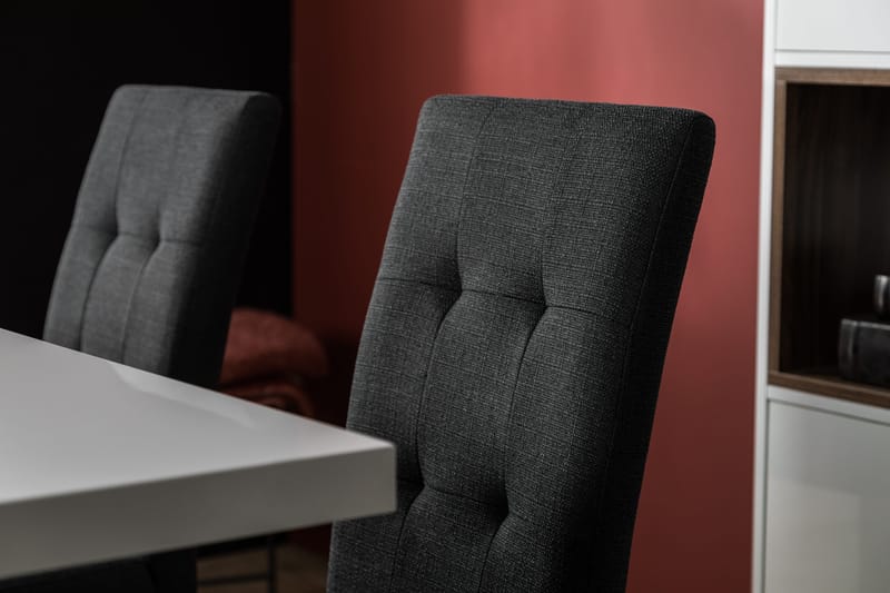 Ruokailuryhmä Mendoza 140 cm 4 Leo tuolia - Valkoinen/Musta/Musta PU - Huonekalut - Pöytä & ruokailuryhmä - Ruokailuryhmä