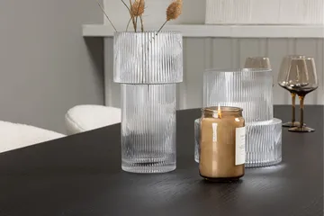 Ruokailuryhmä Venture Home Bootcut-ovaali ruokapöytä - musta / musta viilutettu +Chico-ruokatuoli - musta / valkoinen bouclé _6 Musta - Huonekalut - Pöytä & ruokailuryhmä - Ruokailuryhmä