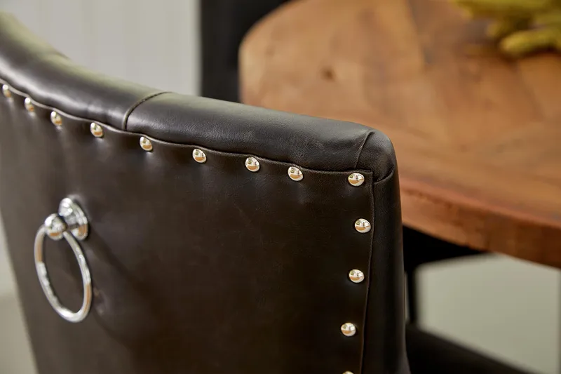 Ruokailuryhmä Yorkshire 120 cm Pyöreä 4 Hermione tuolia - Puu/Musta PU - Huonekalut - Pöytä & ruokailuryhmä - Ruokailuryhmä