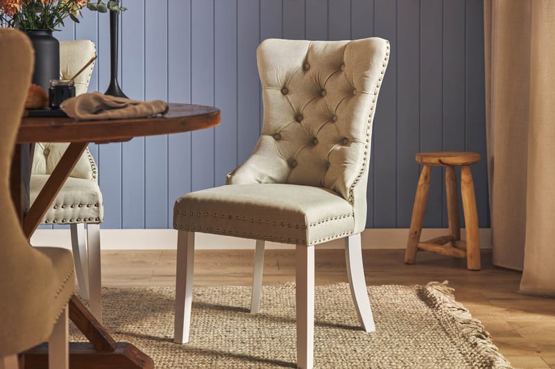 Ruokailuryhmä Yorkshire 120 cm Pyöreä 4 Lossmen tuolia - Ruskea - Huonekalut - Pöytä & ruokailuryhmä - Ruokailuryhmä