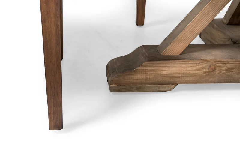 Ruokailuryhmä Yorkshire 150 cm Pyöreä 4 Hermione tuolia - Vintage Jalava/Ruskea PU - Huonekalut - Pöytä & ruokailuryhmä - Ruokailuryhmä