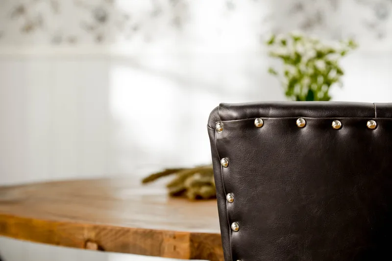 Ruokailuryhmä Yorkshire 150 cm Pyöreä 4 Hermione tuolia - Vintage Jalava/Musta PU - Huonekalut - Pöytä & ruokailuryhmä - Ruokailuryhmä