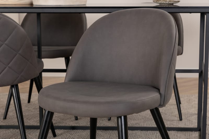 Ruokapöytä Leif 4 kpl Velvet Ruokatuolia - Huonekalut - Pöytä & ruokailuryhmä - Ruokailuryhmä