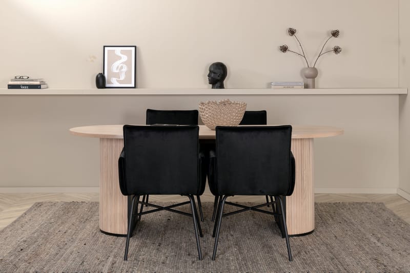 Soikea Bianca Ruokapöytä 4 kpl Pippi Ruokatuolia, undefined