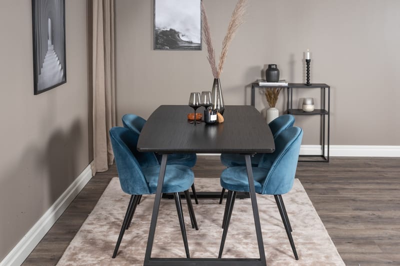 Ruokailuryhmä Venture Home Inca-jatkettava ruokailuryhmä 160 cm suorakaiteen muotoinen, sisältää 4 Velvet-tuolia Musta/Sininen - Huonekalut - Pöytä & ruokailuryhmä - Ruokailuryhmä