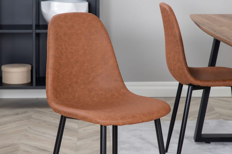 Ruokailuryhmä Venture Home Inca-ruokailuryhmä 160 cm suorakaiteen muotoinen, sisältää 4 Polar-tuolia Musta/ruskea/luonnonväri - Huonekalut - Pöytä & ruokailuryhmä - Ruokailuryhmä