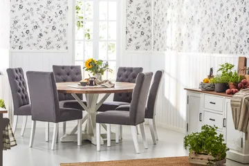 Lyon Vintage Pyöreä Ruokapöytä 150 cm Kierrätetystä Männystä 6 Hengelle - Luonnonvärinen|Valkoinen - Huonekalut - Pöytä & ruokailuryhmä - Ruokapöydät & keittiön pöydät