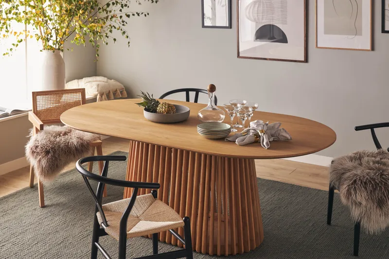 Ruokapöytä Gontas 200 cm Soikea - Luonnonväri - Huonekalut - Pöytä & ruokailuryhmä - Ruokapöydät & keittiön pöydät