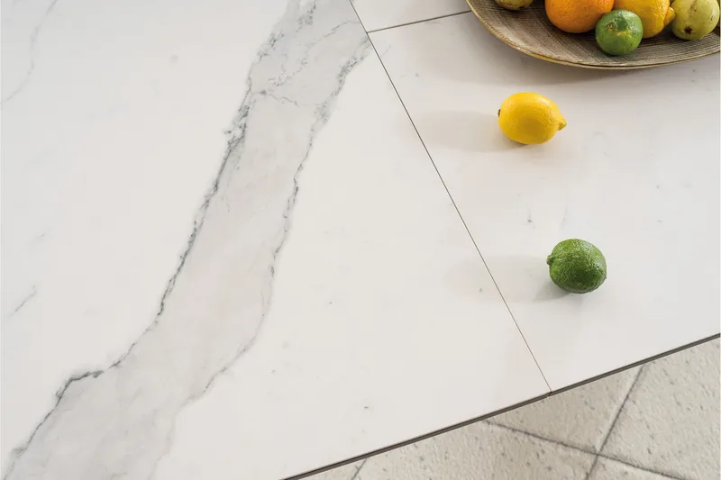 Ruokapöytä Komati Jatkettava 160 cm - Keramiikka/Musta/Valkoinen - Huonekalut - Pöytä & ruokailuryhmä - Ruokapöydät & keittiön pöydät