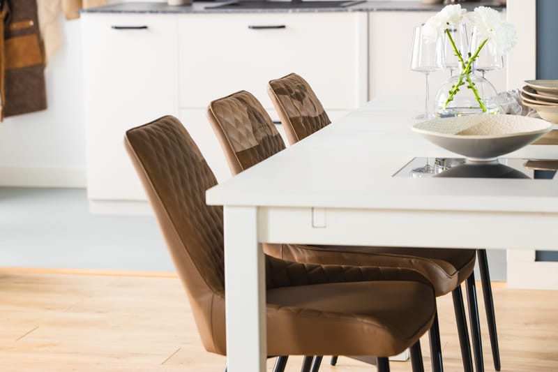 Ruokapöytä Octavia 180 cm Jatkettava - Valkoinen - Huonekalut - Pöytä & ruokailuryhmä - Ruokapöydät & keittiön pöydät