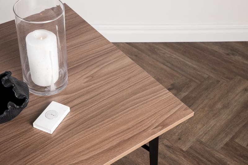 Ruokapöytä Venture Home Tempe-ruokapöytä 140 cm Walnut - Huonekalut - Pöytä & ruokailuryhmä - Ruokapöydät & keittiön pöydät