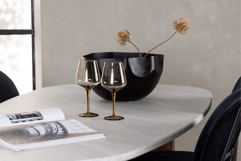 Ruokaryhmä Grönvik 180 cm Soikea 4 Stella-tuolilla - Mokkanahka - Huonekalut - Pöytä & ruokailuryhmä - Ruokailuryhmä