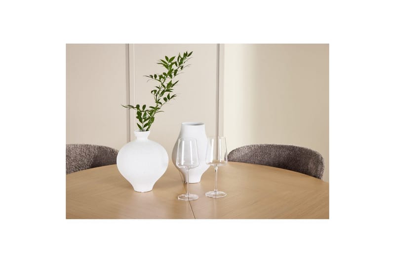 Ruokaryhmä Strada Pyöreä 120/170 cm Valkoinen Astoria-tuoleilla 4 kpl, Ruskea - 4 kpl, Ruskea - Huonekalut - Pöytä & ruokailuryhmä - Ruokailuryhmä